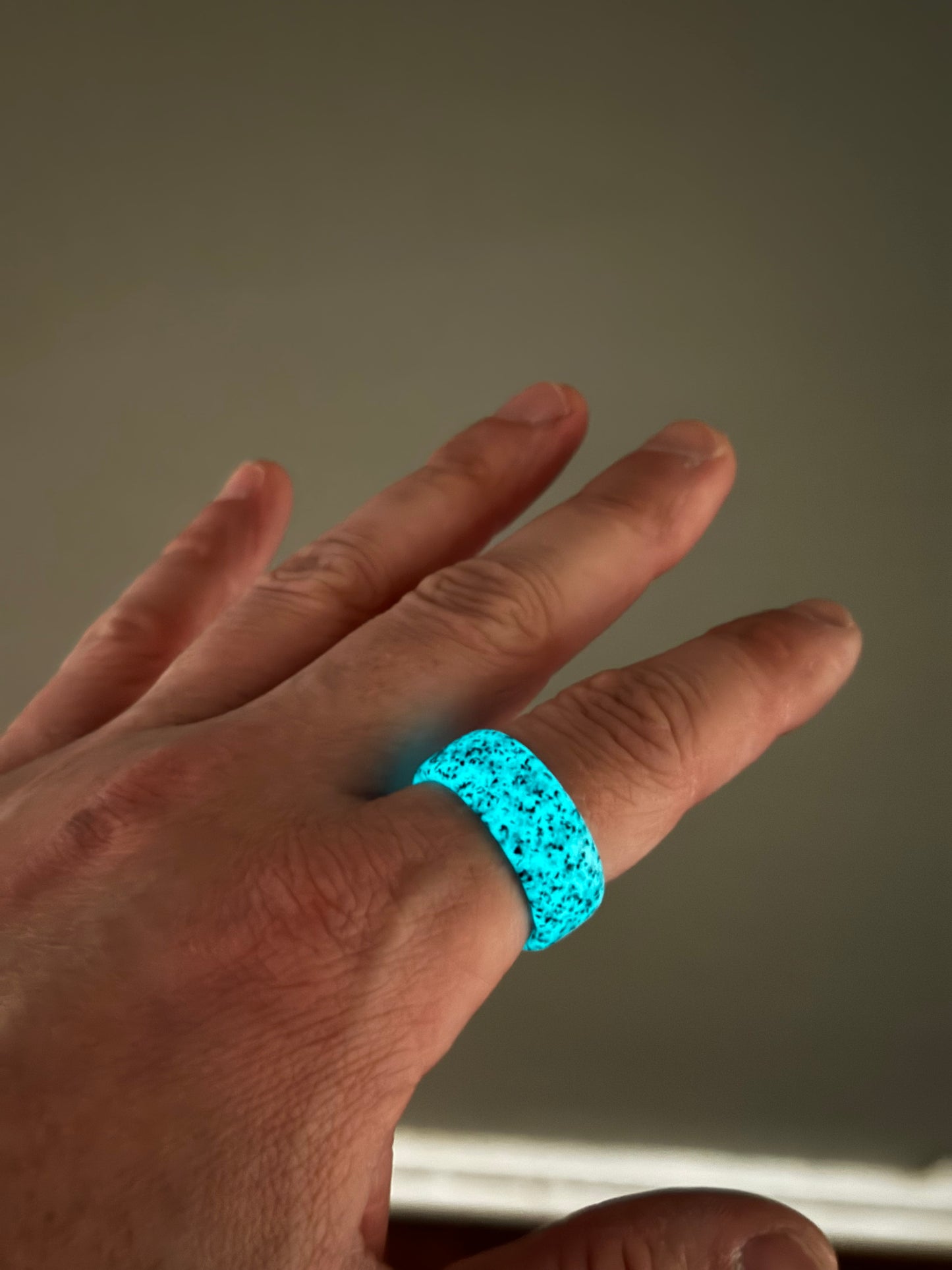 Grey Grip-Tec Glow Ring